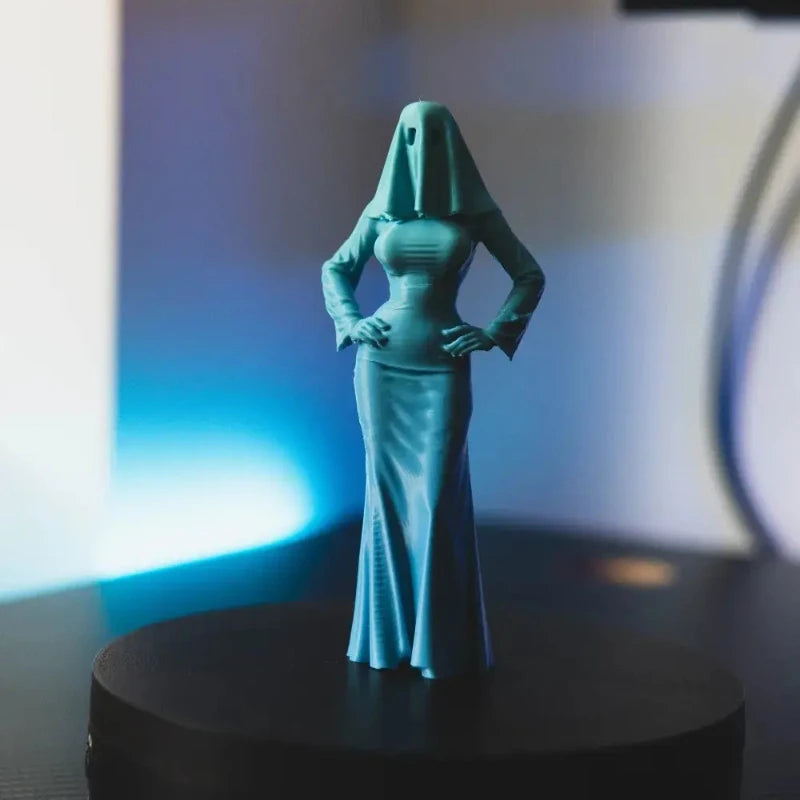 Gothic Ghost Statue - Pale Skin Elegant Figurine, Plastic Gothic Decor for Bookshelf, Desktop & Mantel