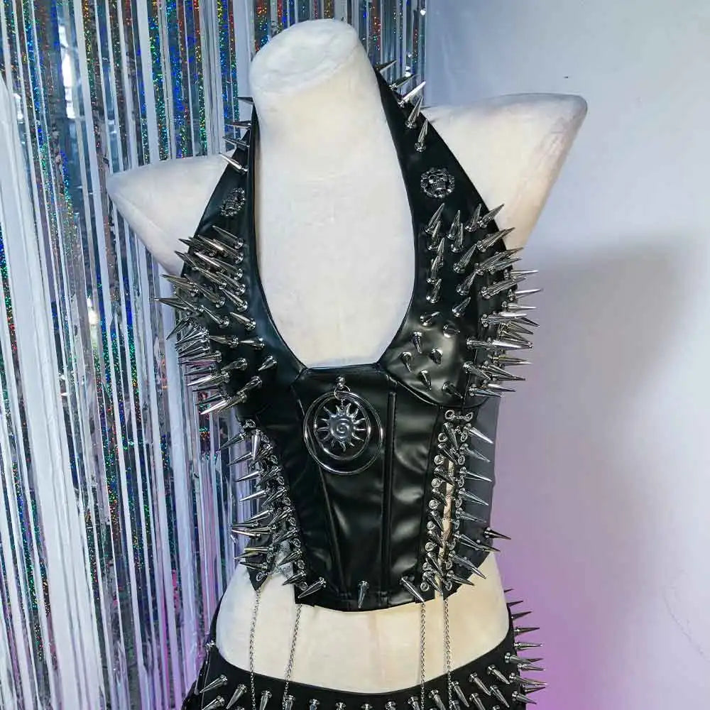 Goth Tops Gothic Tank Scene Women's with Spikes Boho 90s Spiked Emo Clothing Grunge Punk Rock Clothes Y2K T-shirt Festival Bra
