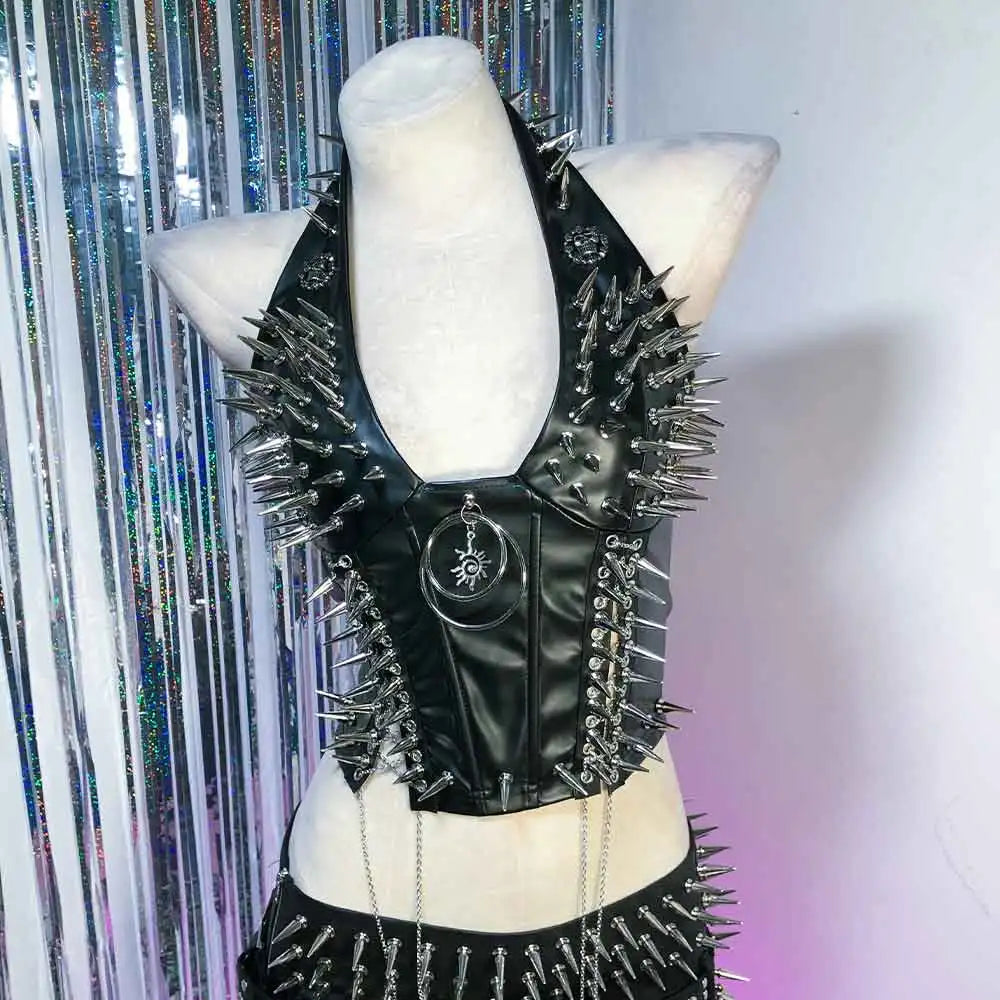 Goth Tops Gothic Tank Scene Women's with Spikes Boho 90s Spiked Emo Clothing Grunge Punk Rock Clothes Y2K T-shirt Festival Bra
