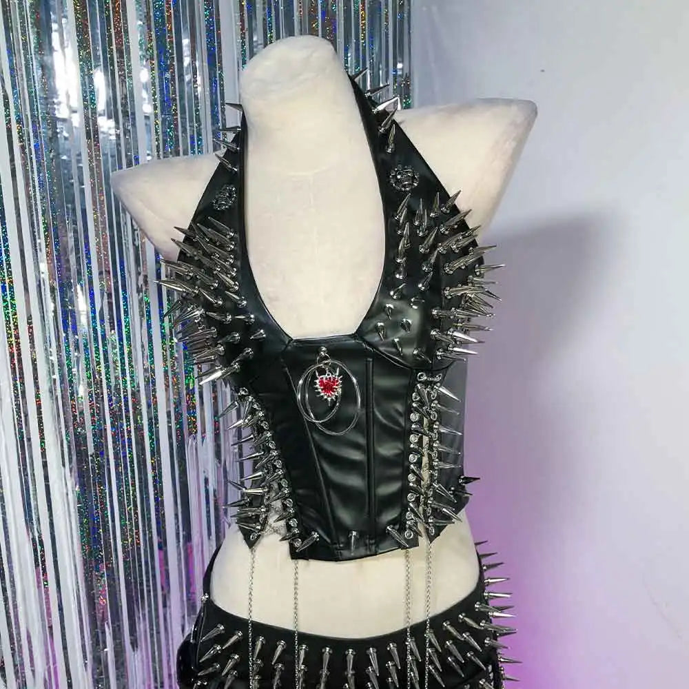 Goth Tops Gothic Tank Scene Women's with Spikes Boho 90s Spiked Emo Clothing Grunge Punk Rock Clothes Y2K T-shirt Festival Bra