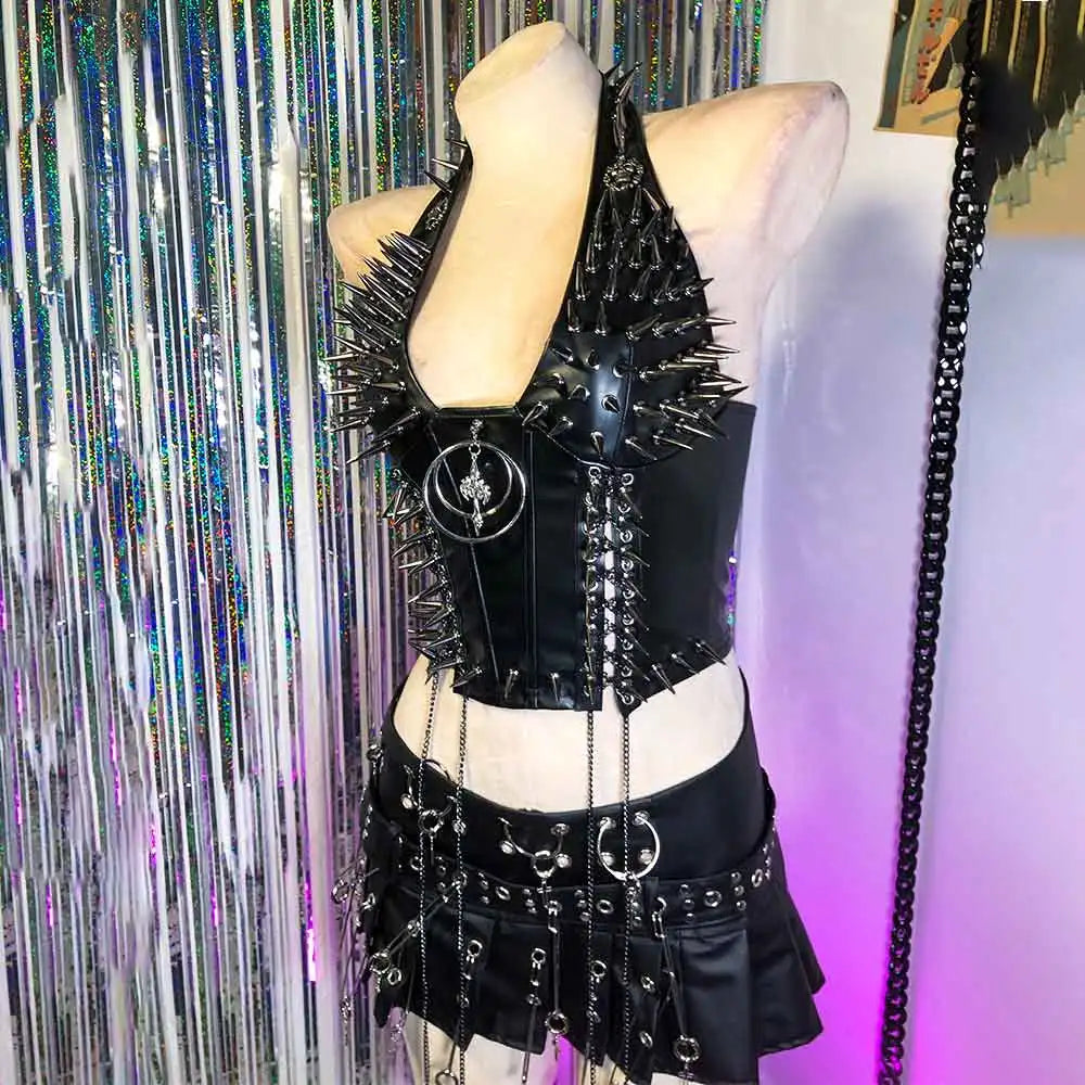 Goth Tops Gothic Tank Scene Women's with Spikes Boho 90s Spiked Emo Clothing Grunge Punk Rock Clothes Y2K T-shirt Festival Bra