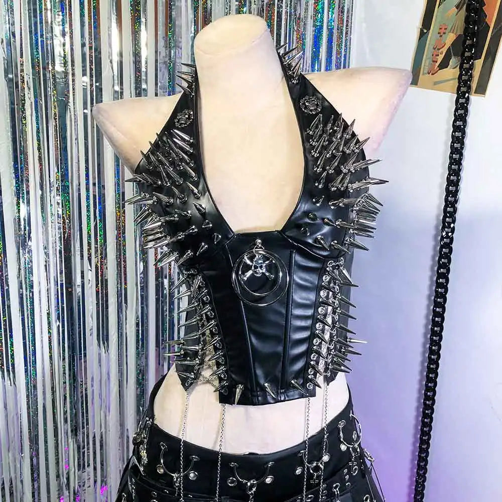 Goth Tops Gothic Tank Scene Women's with Spikes Boho 90s Spiked Emo Clothing Grunge Punk Rock Clothes Y2K T-shirt Festival Bra